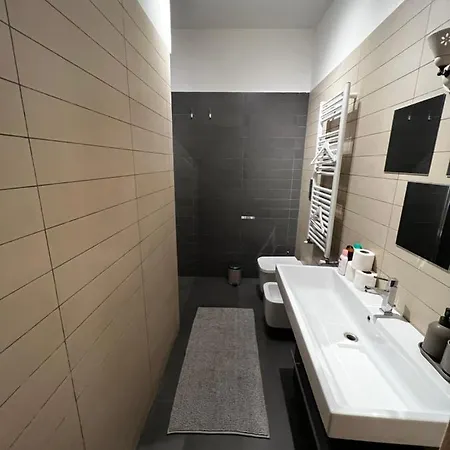 Beb Dell Arechi 3* סלרנו